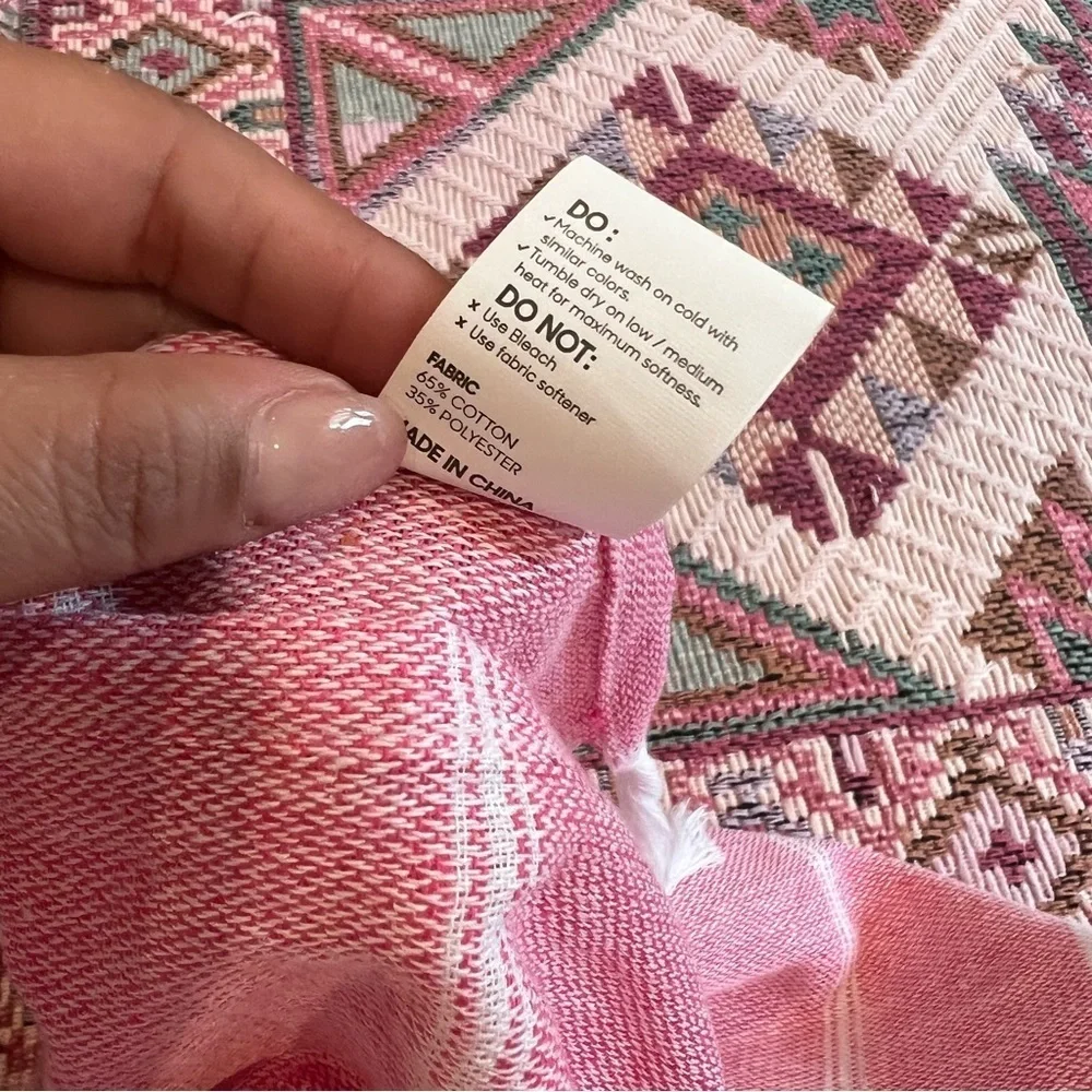 Wacoal Pink/White Large Shawl